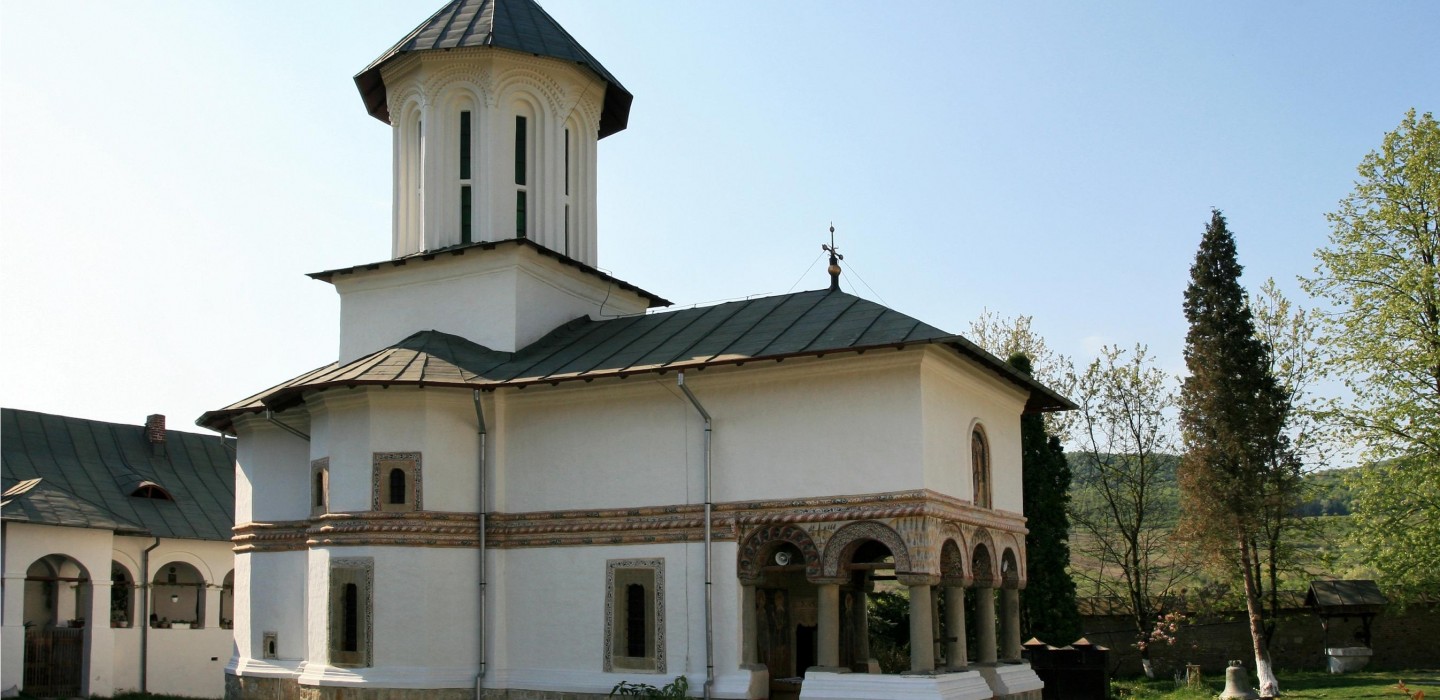 Biserica - Sfânta Mănăstire Govora